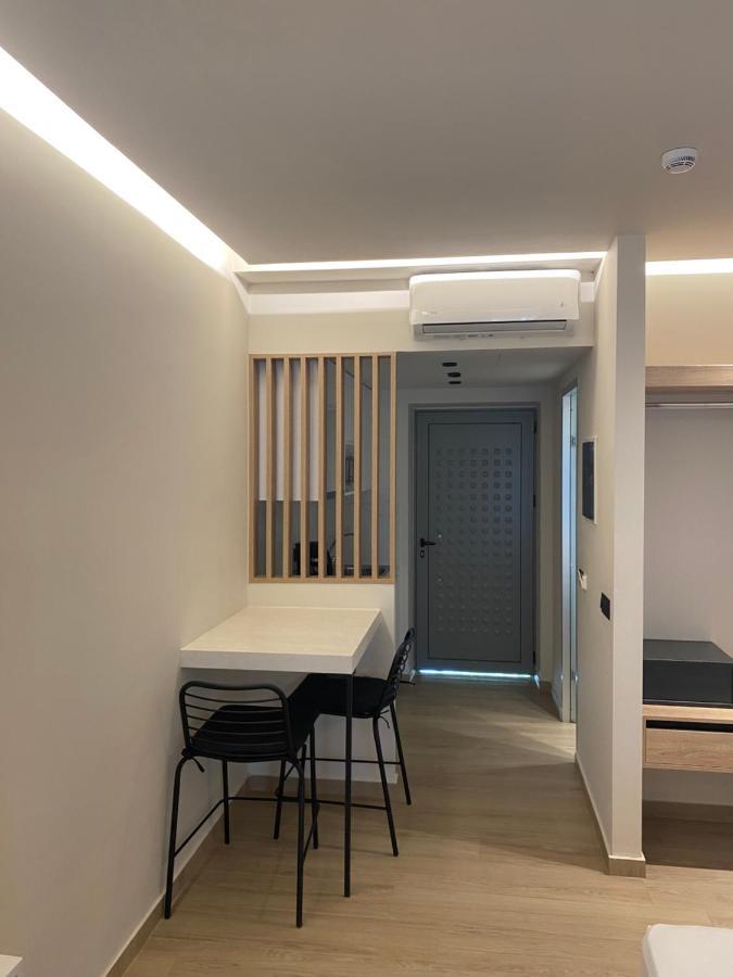 Barbie Hotel Apartments Ialysos  Dış mekan fotoğraf