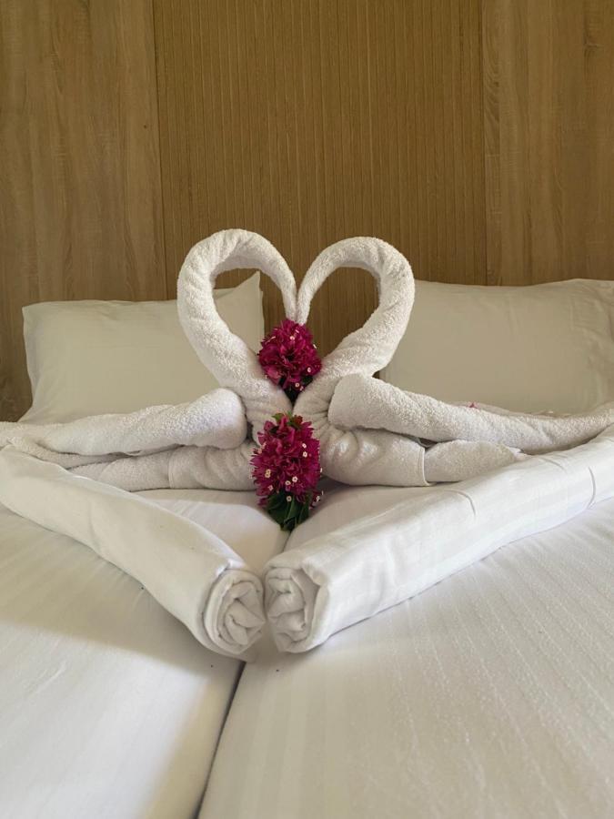 Barbie Hotel Apartments Ialysos  Dış mekan fotoğraf