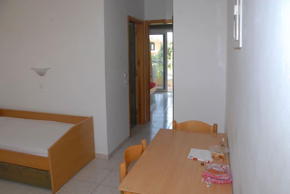 Barbie Hotel Apartments Ialysos  Dış mekan fotoğraf